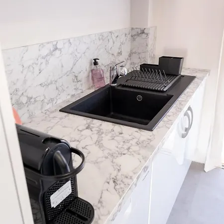 Apartamento 3 Pieces Au Coeur Du Cros De Cagnes-sur-Mer